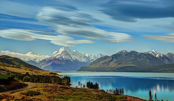 Amazing-lenticular-clouds-on-Earth-14-Lake-Pukaki-New-Zealand-great-atmosphere